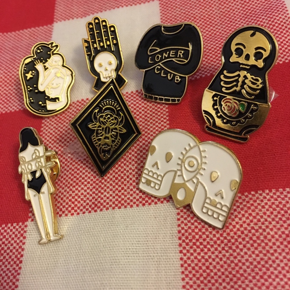 Set of 7 witchy enamel pins